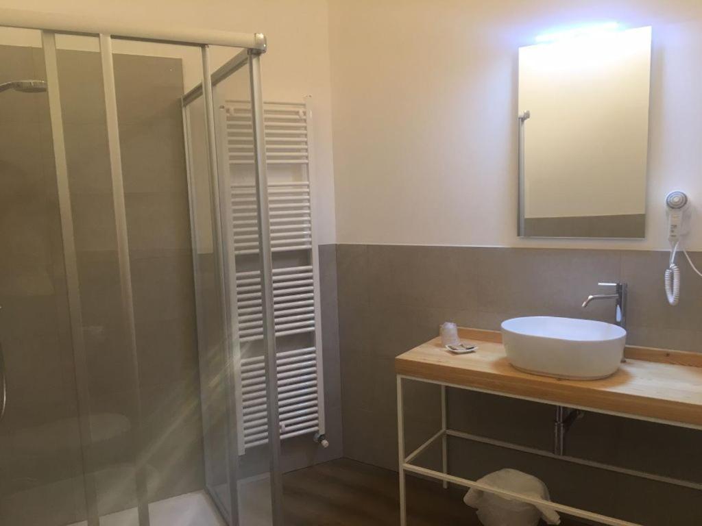 Albergo Croce D'Aune Pedavena Exterior foto